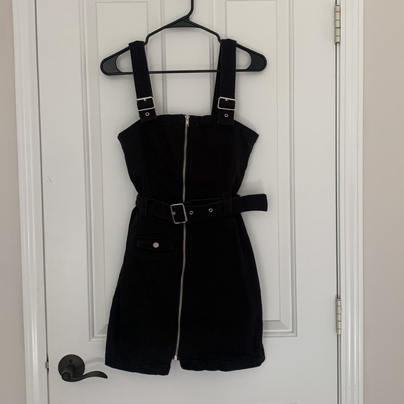 H&M Dresses & Skirts - Divided Black Zip Up Dress